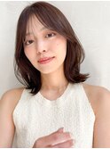 小顔カット夏サイドバング愛されうるツヤ美髪くせ毛風カール