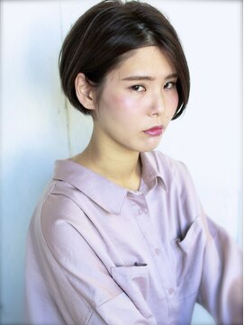 バース(BIRTH) 天神【BIRTH】ギブソンタックノーブルショートボブ２