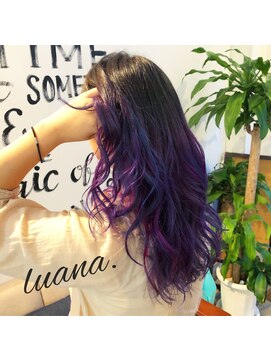 ヘアーデザインルアナ(Hair design Luana.) 結んでオシャレな派手髪グラデーション