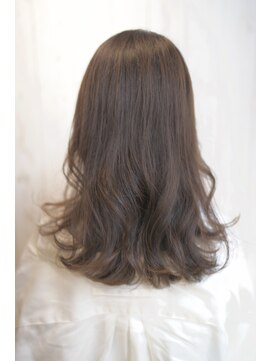 ビューティライブラリヘアラボサロン(BEAUTY LIBRARY Hair Lab Salon) イルミナカラーアンニュイヌーディーベージュ