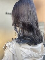 アネラヘアー(Anela hair)&nbsp;大人可愛い インナーカラー×ネイビーブルー