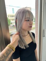 イキ 表参道(iki omotesando)&nbsp;モード/無造作ウェーブ/大人ガーリー[表参道駅]