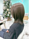 イルミナカラーでかなえる大人可愛いミディアムスタイル