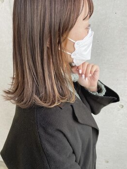 ベール(Veil)の写真/トレンドのくすみカラーで“大人かわいい”を叶えてくれる♪ハイライトやインナーカラーもお任せください☆