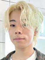 ウィコ 新宿(WICO)&nbsp;white blond [新宿駅/ウルフ/アッシュブラック]