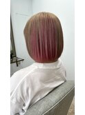 ぱつっとボブ×インナーカラー