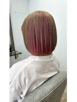 ピッポ(PIPPO) ぱつっとボブ×インナーカラー