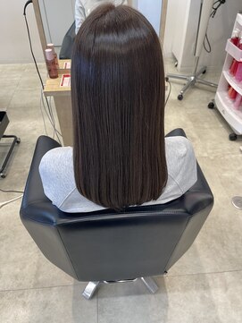 イヴォークトーキョーオーサカ(EVOKE TOKYO osaka) 赤み消しカラー 艶髪 ロング ケアカラー 大阪 心斎橋