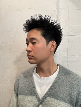 ビーバイエイトジェンツ(Bee by EIGHT GENTS) ブルーブラック/スペインカール/スパイキーショート/心斎橋