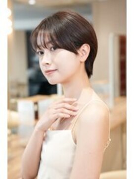 ジーナ 月島(Zina) 髪質改善*大人ショートダークブルー【Zina月島】