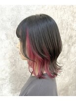 エニル 春日部店(enil) ◎外ハネミディアムレイヤー×インナーカラーピンク◎
