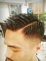 フラッグ ヘアー 天神西通り店(Flag HAIR)&nbsp;ツーブロック・刈り上げオールバックのイメチェンショート