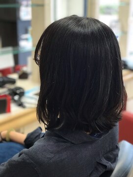 ヘアークリアー 春日部 大人可愛いミディアムヘア/くせを活かしたパーマ風/30代40代50代