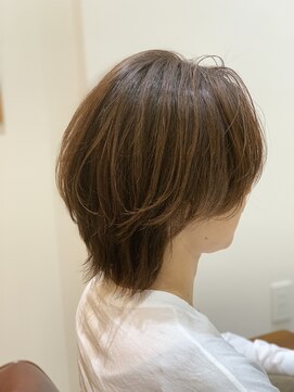 オーブリー(AUBREY) ショートウルフマッシュ
