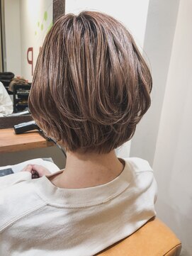 ヘアーラウンジトリップ(hair lounge TRiP) 40代50代大人エレガントショートボブ