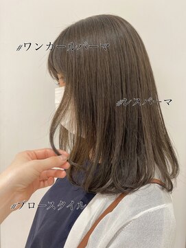 アピッシュ ギンザ(apish ginza) tomo ブロー仕上げ風のワンカールパーマ