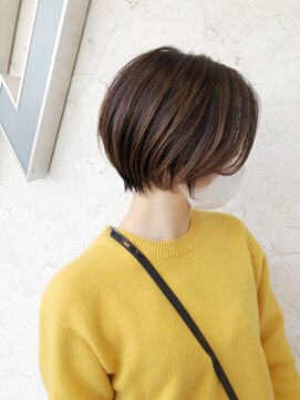 ダブル(W) 大人可愛い丸みショート