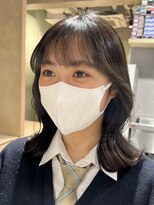 ティア(Tia.)&nbsp;(韓国風/くびれヘア/縮毛矯正/前髪/サイドバング/小顔)