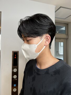 エクリ 麻布十番(equri) ニュアンスパーマセンターパート