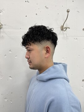 ウェルネス(Wellness) 前おろしパーマ