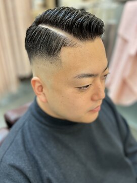 銀座マツナガ 浅草店 バーバースタイル/スキンフェード/アイロンパーマ/73震災爽やか