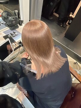 ロイス 神宮前(ROIS) 透明感ベージュカラー/ダブルカラー/ケアブリーチ[表参道駅]