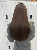 ツヤ髪ロングアッシュグレー髪質改善レイヤー