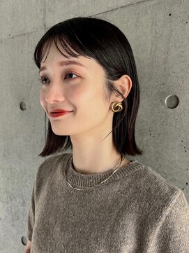 ガーデンヨコハマ(GARDEN YOKOHAMA) 切りっぱなし　大人ボブ　外ハネ　チャコールグレー　美髪　黒髪