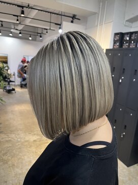 メリー オオサカ(Merly Osaka) bob balayage