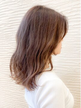 ポール(pole) 札幌ミディアム　ブリーチなしまろやかベージュ