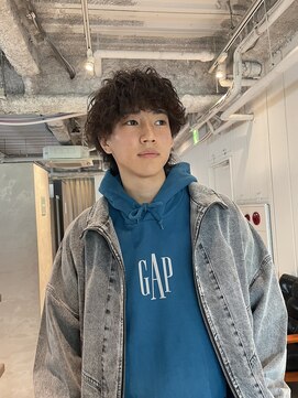 オンド(Onde) 波巻きツイストスパイラル×ウルフ×ニュアンスデザイン