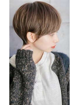 ロカビリー(Rockabilly) layered bob#豊川#諏訪町#ハイライト#白髪染め#ボブ