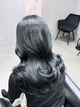 エースヘアー(A.hair) ブルーブラック/レイヤーカット/髪質改善トリートメント