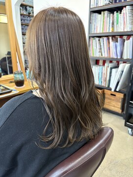 ヴィアルス 花山店(VIARS) オリーブベージュカラー