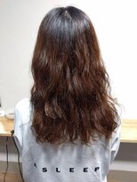 マド&nbsp;ワンレンベースのウェーブ