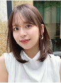 顔周りレイヤーカットロングレイヤーベージュカラー