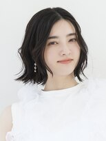 シルフィ(sylph) ナチュラルな髪色と自然なフォルムのリップラインボブ◎