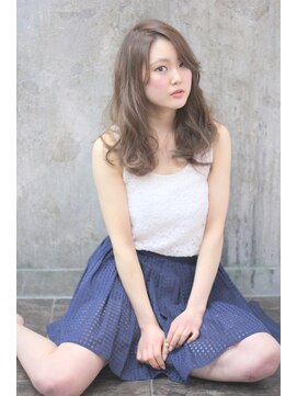 アンビエンテ(ambiente) クール×可愛い　ポイントカラー　ピンク　アッシュ　ベージュ３