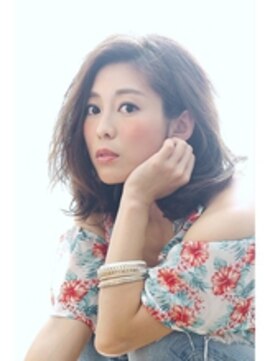 メルクマール(MERKMAL) レディな抜け感ロブ。