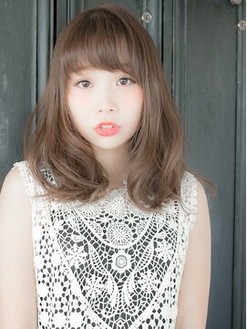 リリアン 青山(relian) カラーで雰囲気を変える柔らかベージュ