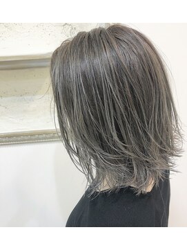 レブル(Re BuLL) ボブハイライト、グレー