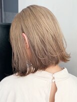 アイティー バイ アルバム 中野店(IT by ALBUM) ミルクティーベージュ_ウェーブパーマフォギーベージュ_ba287043