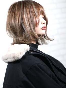 ヘアメイク アヴァロン 橋本店(HAIR MAKE Avalon)の写真/小顔カットは《Avalon》にお任せ★トレンドを取り入れたお洒落度◎なスタイルで魅力を引き出す！【橋本】