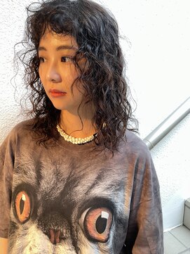 ビビト(bibito) bibito ネオソバージュ ミディアムウェーブヘア スパイラル