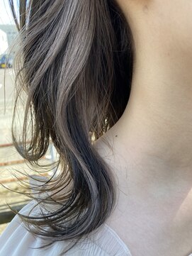 アンド ローバー(and LOVER) インナーホワイト[津市/津駅/高茶屋]