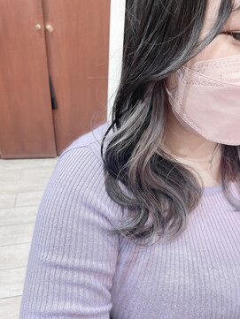 ネオリーブギンザ 銀座店(Neolive GINZA) インナーカラーでホワイトグレー