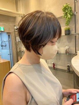 レーヴバイロンド 仙台(Reve by Lond) 大人美人ショート　外ハネボブ　ペールベージュ