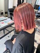 ピボット 北千住(PIVOT)&nbsp;ワンブリーチで作るピンクカラー