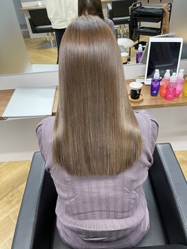 シカ 神戸三宮元町店(Cica) 髪質改善 UPTOGLOSS 神戸 トリートメント 三宮 元町美容室 艶髪