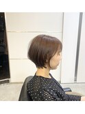 ナチュラルでありながら華やかに。ショートボブで新しい私♪